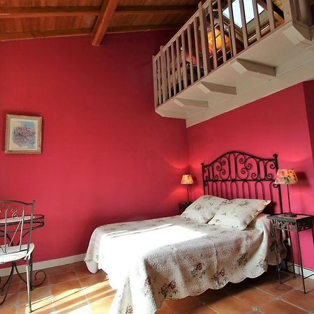 Maison D'Hotes Du Vert Vallon Theize Exterior foto