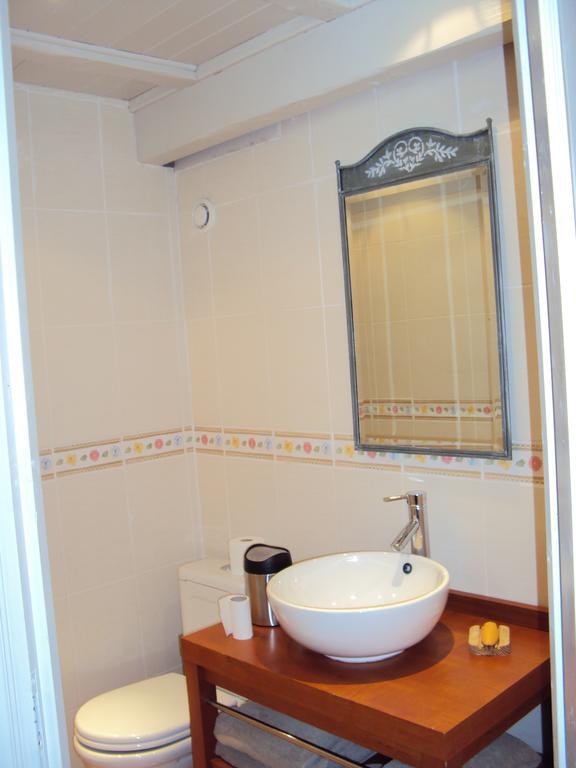 Maison D'Hotes Du Vert Vallon Theize Quarto foto